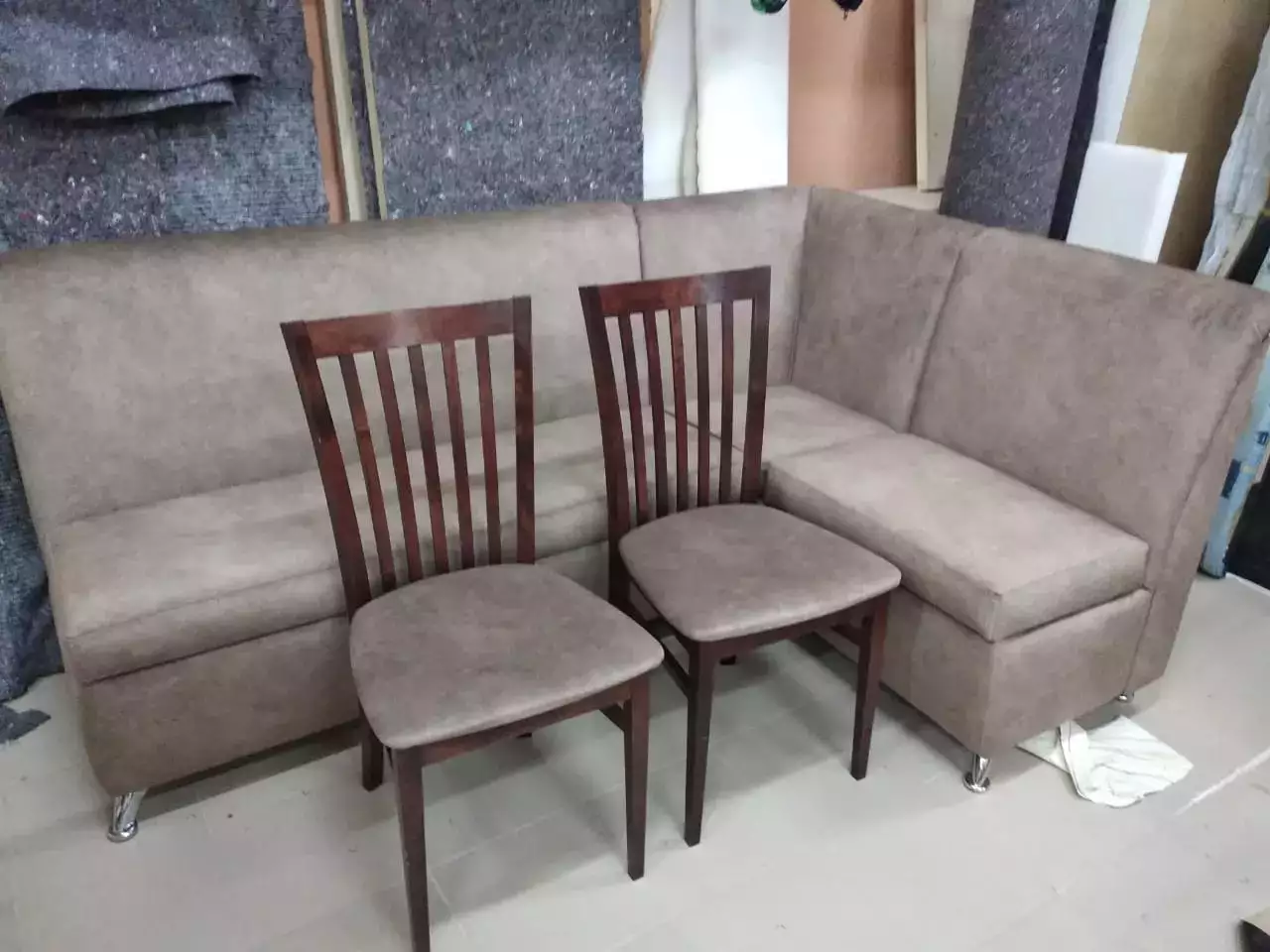 Перетяжка мебели